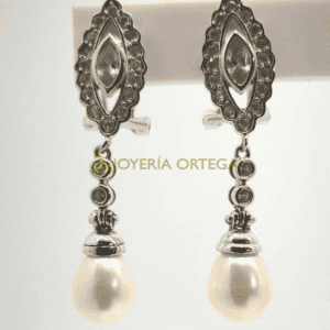 Pendientes perla de plata elegante diseño