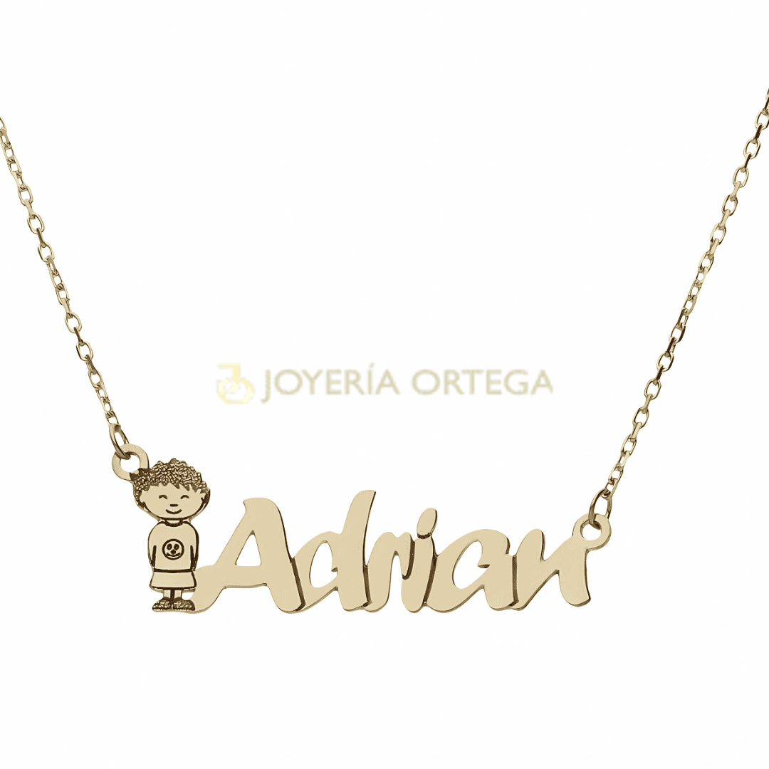 Collar de oro con nombre y dibujo infantil.