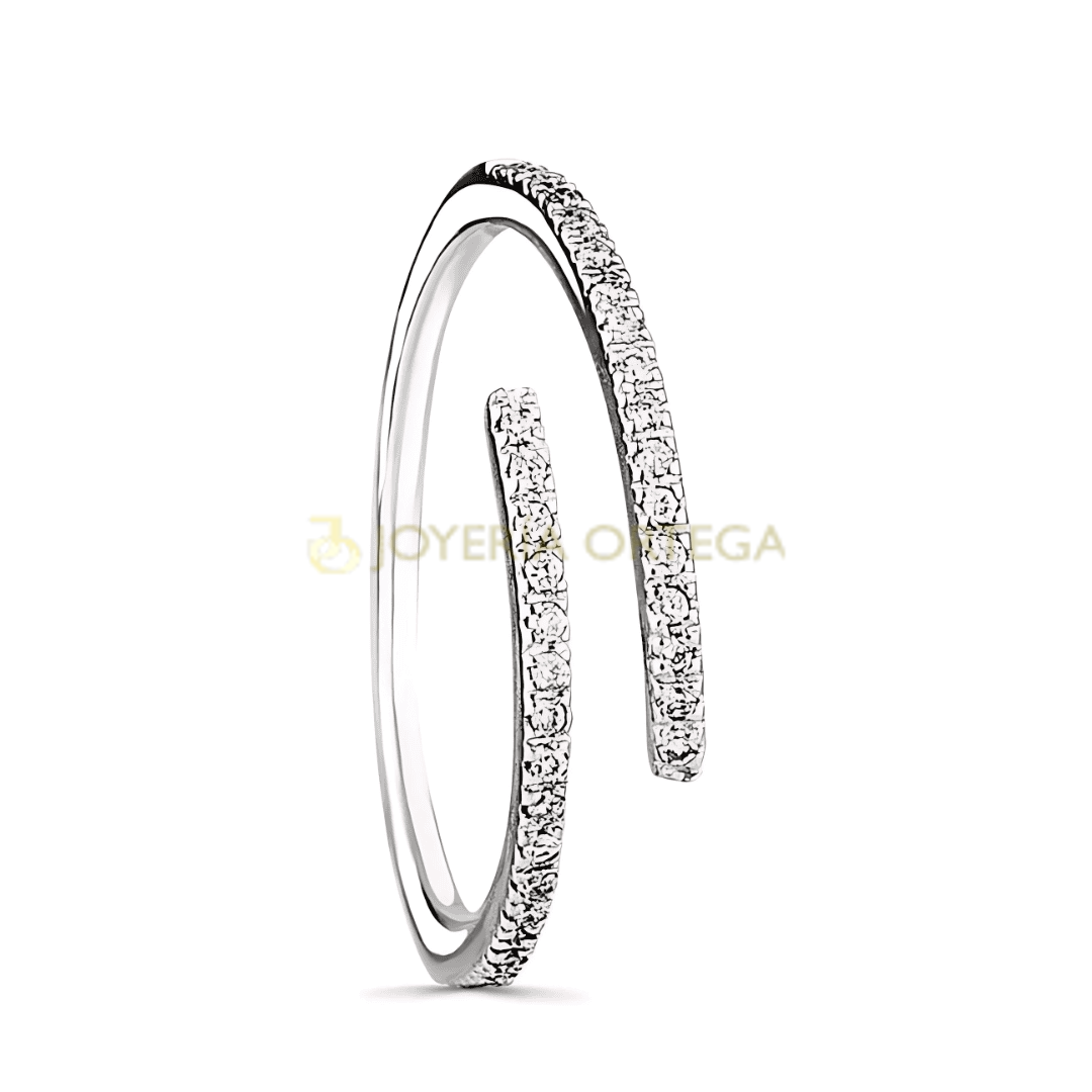 Anillo de dos espirales con diamantes brillantes